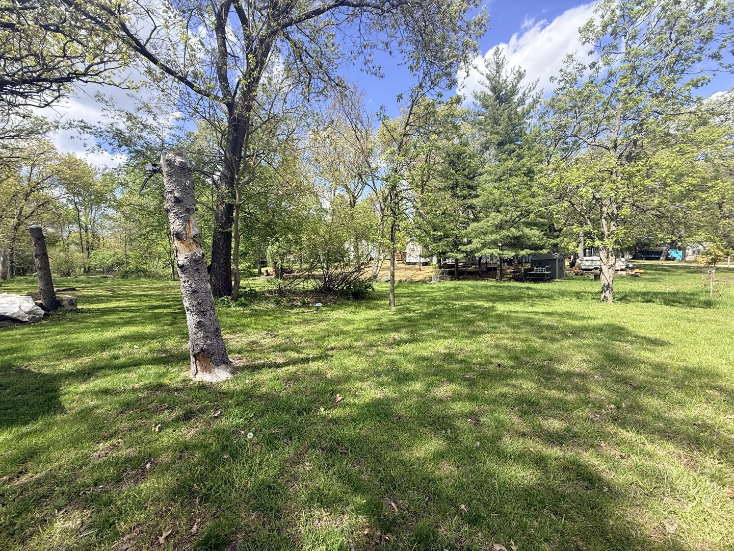 2-203 Woodhaven Lakes Property Photo 2