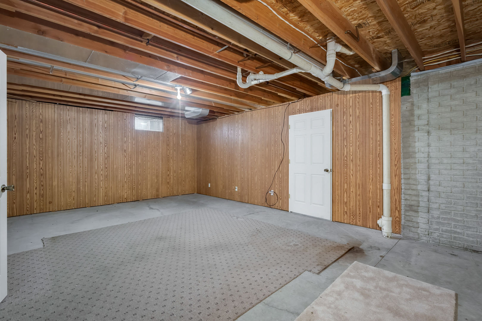 413 N East Street Property Photo 29