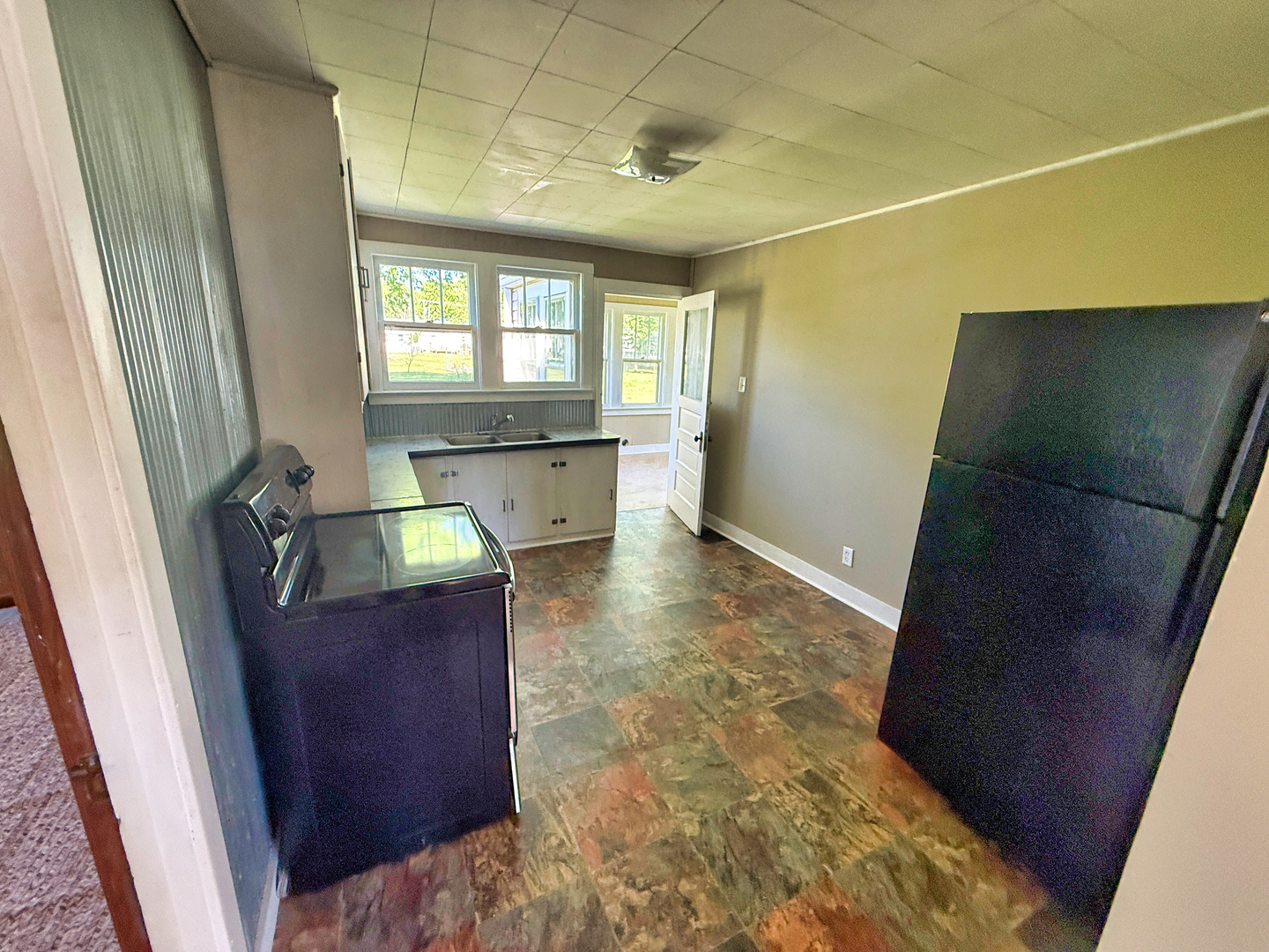426 S Locust Street Property Photo 15