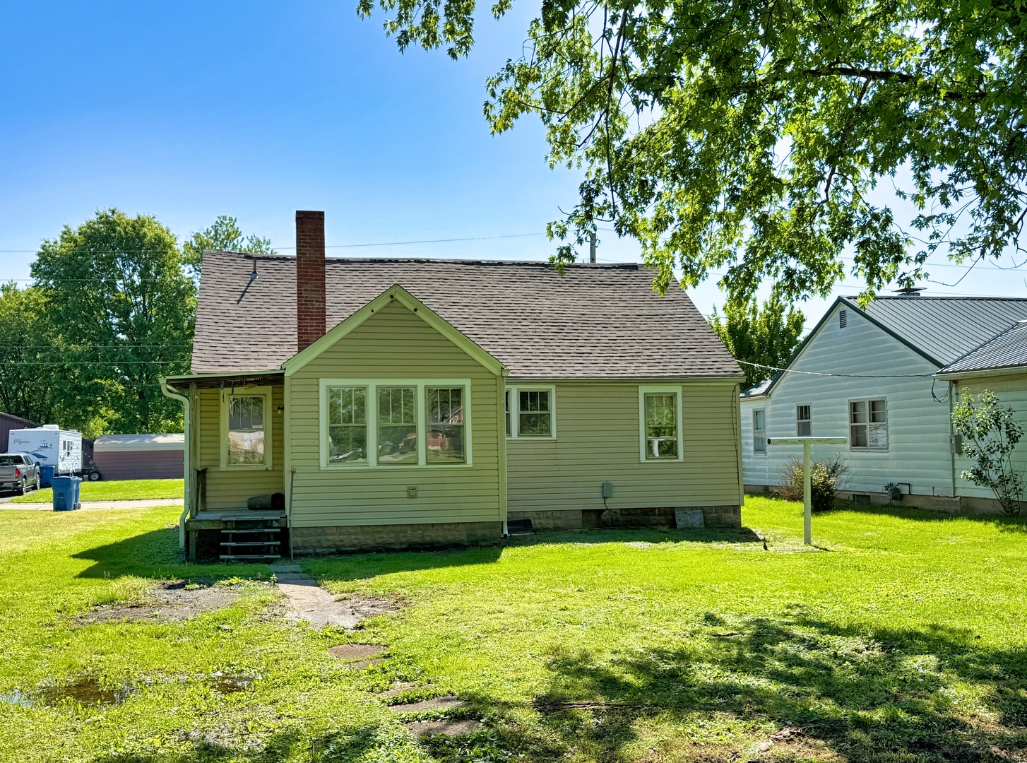 426 S Locust Street Property Photo 55
