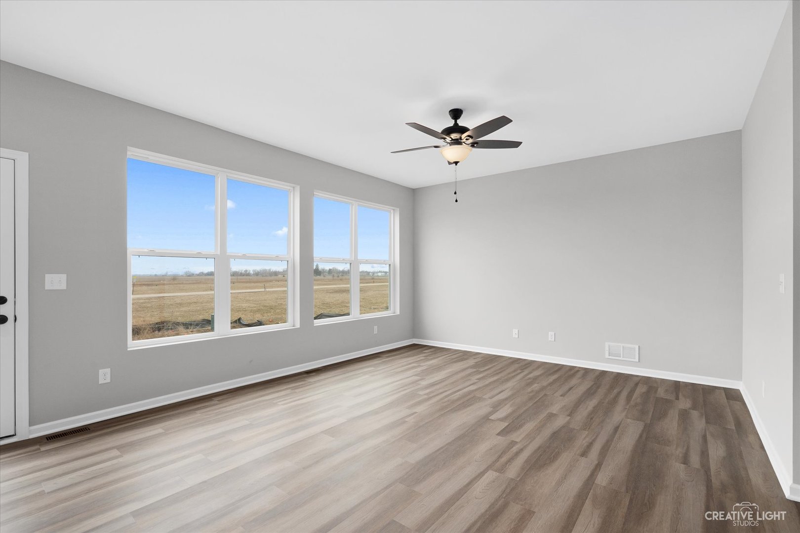 427 Windmill Way Property Photo 13