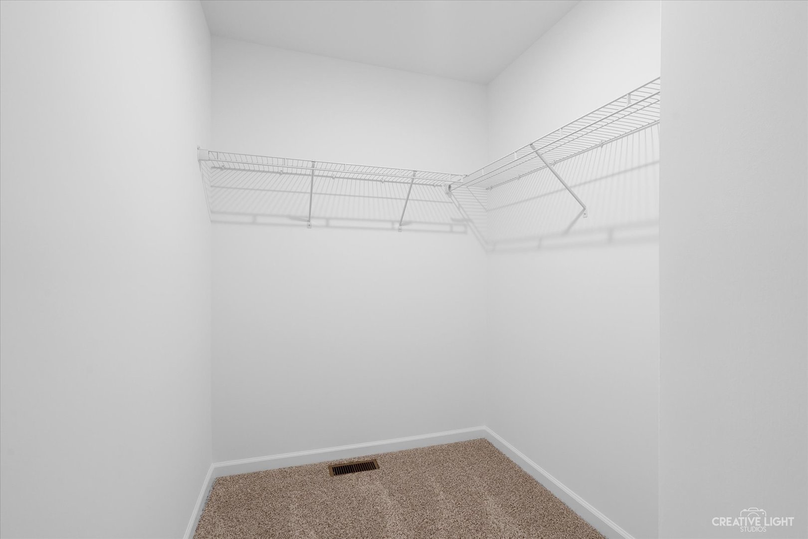 427 Windmill Way Property Photo 24