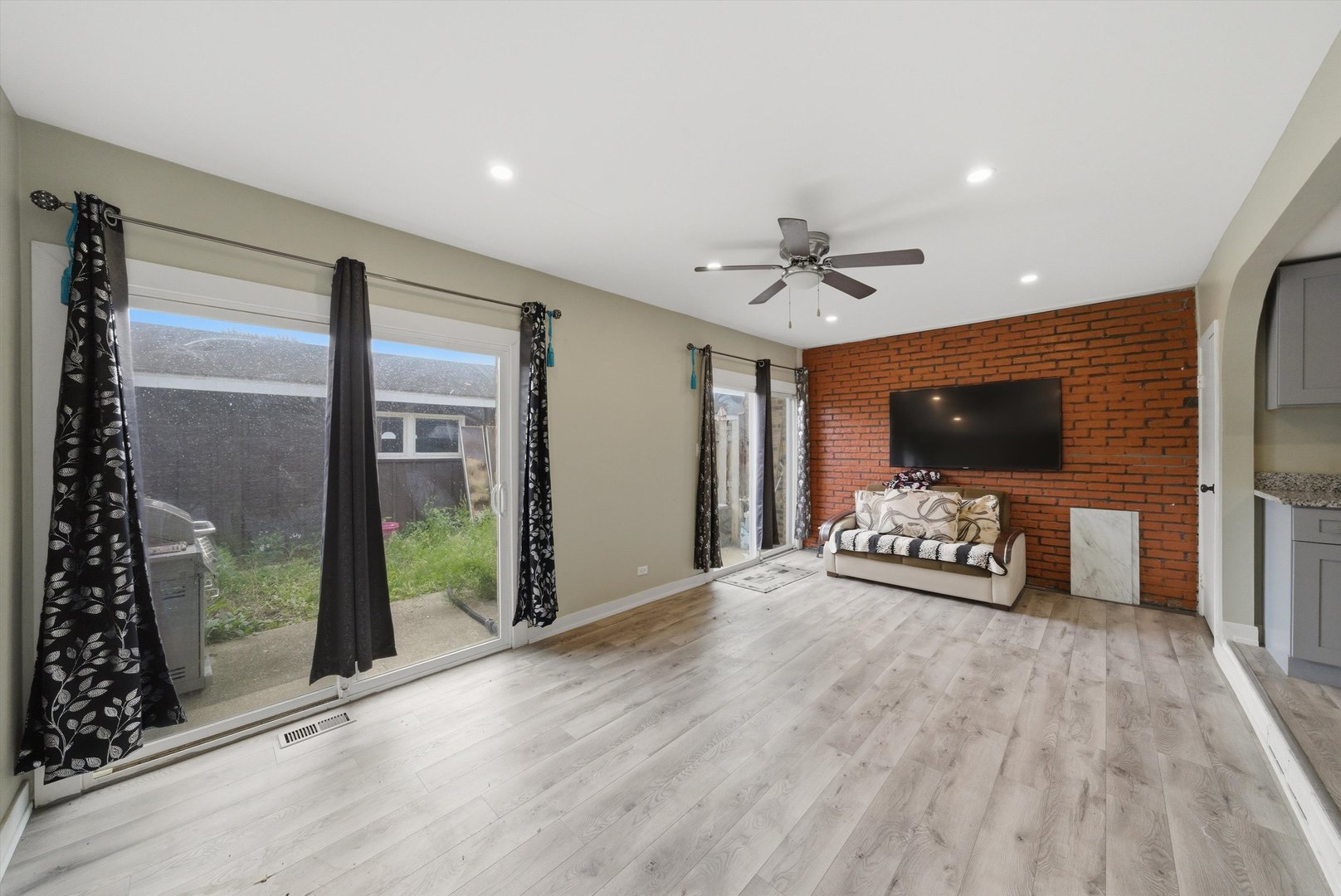 20 Ottawa Court Property Photo 20