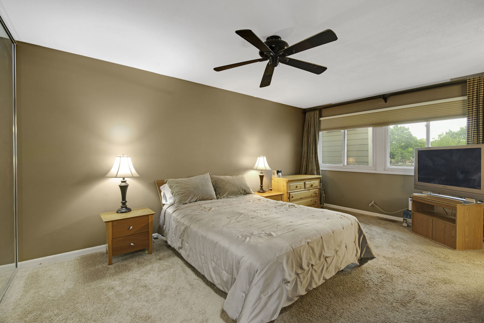 404 Bluebird Lane Property Photo 11