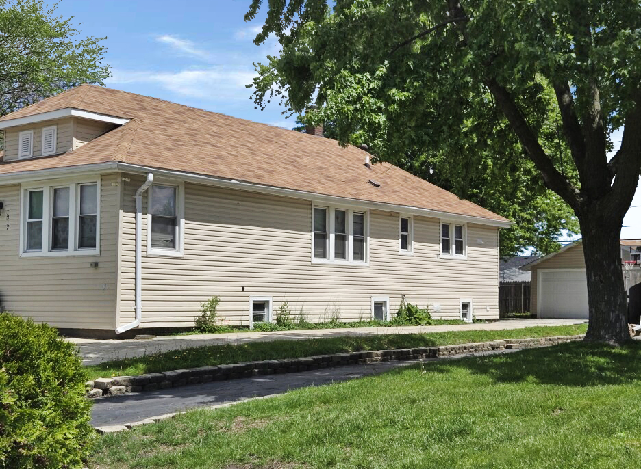 1317 Franklin Avenue Property Photo 3