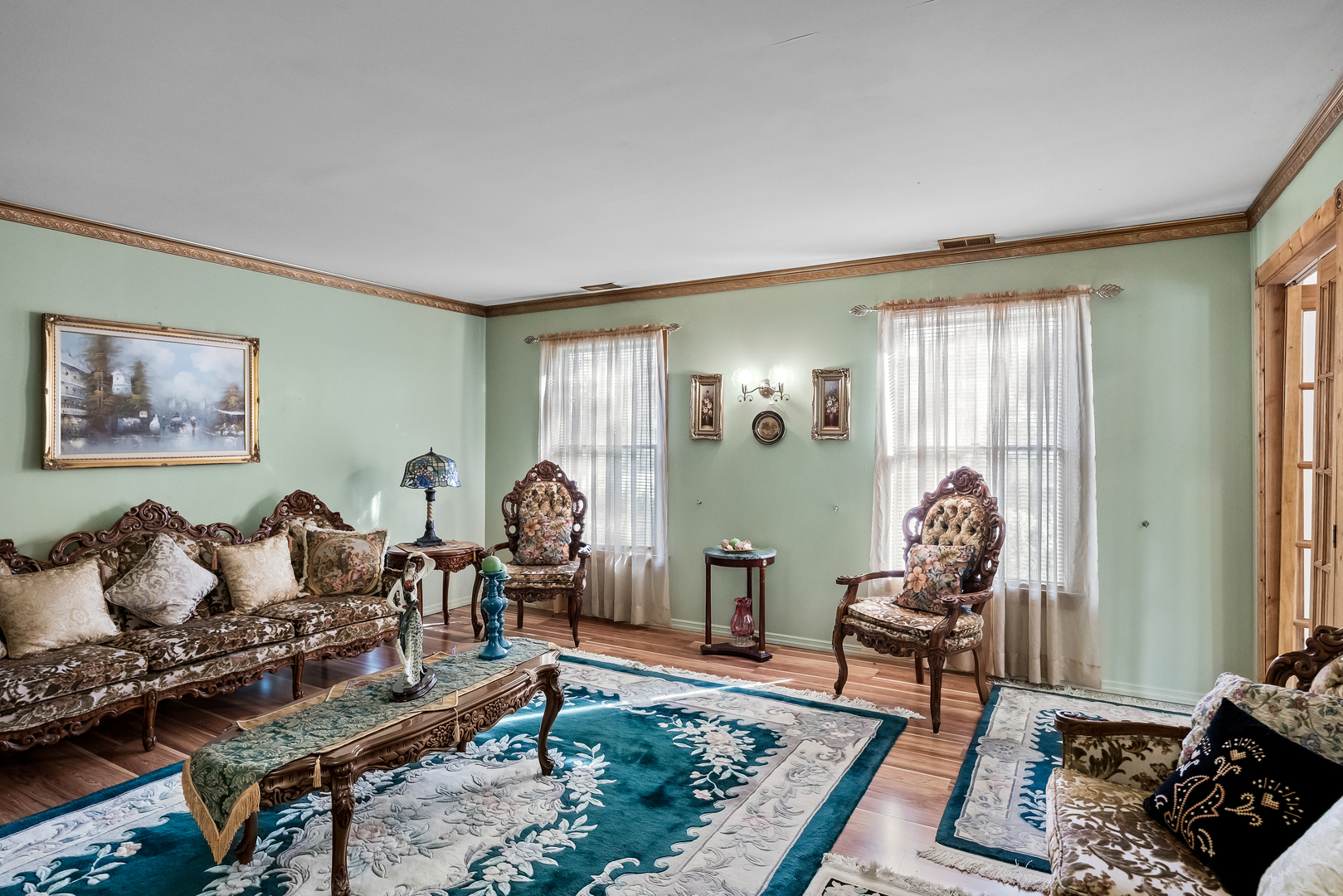 245 Ashland Avenue Property Photo 9