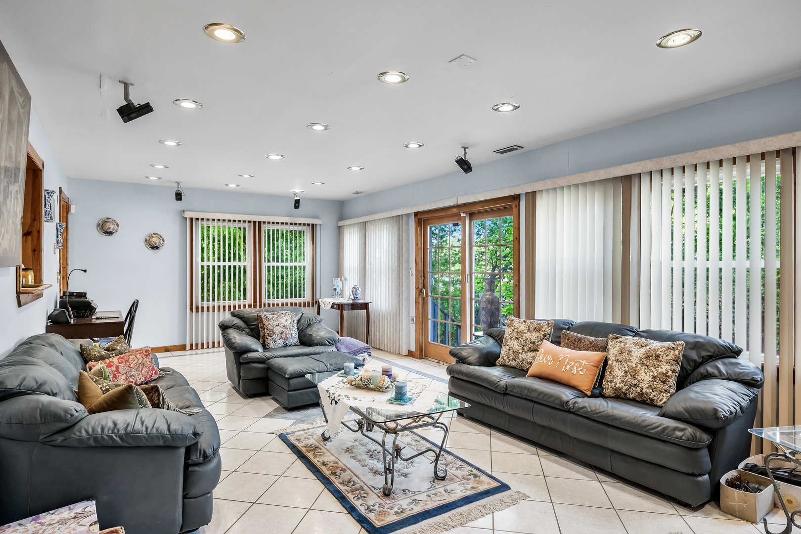 245 Ashland Avenue Property Photo 11