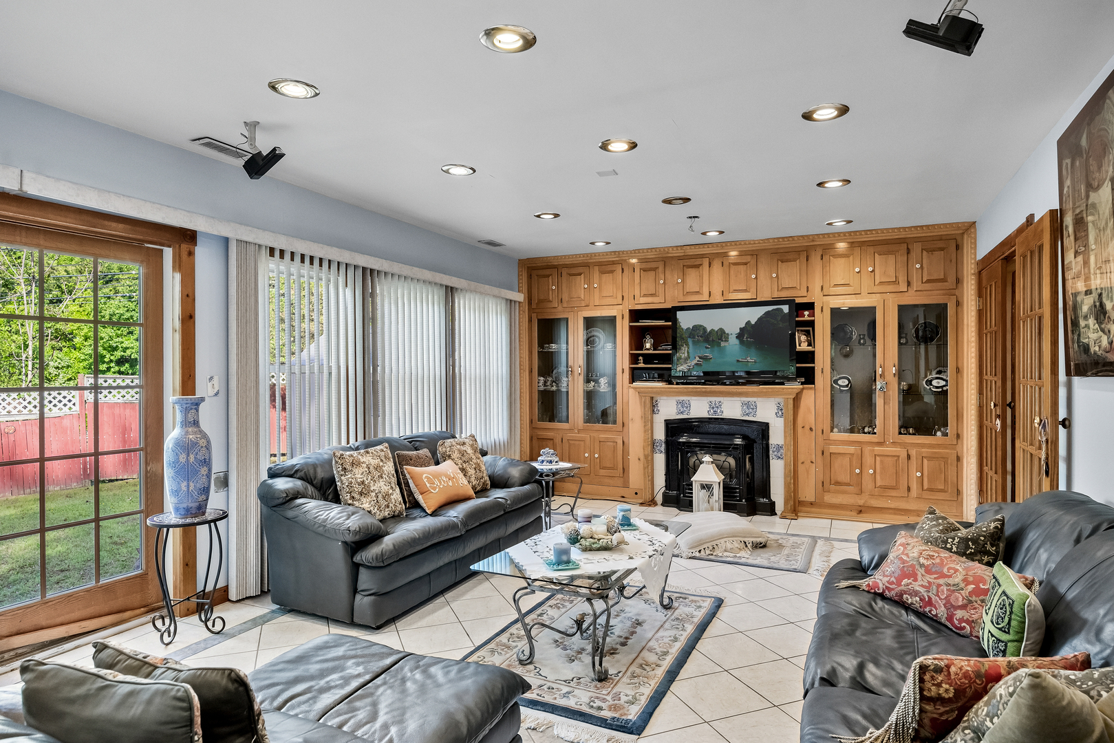 245 Ashland Avenue Property Photo 14