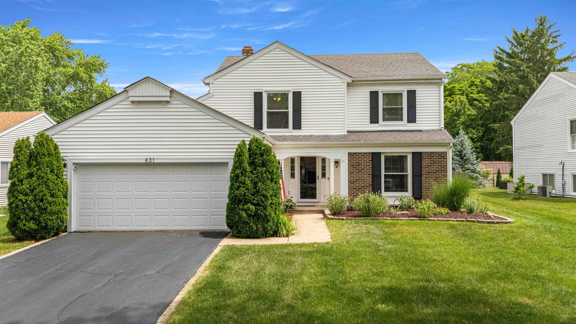 431 Newport Drive Property Photo 1