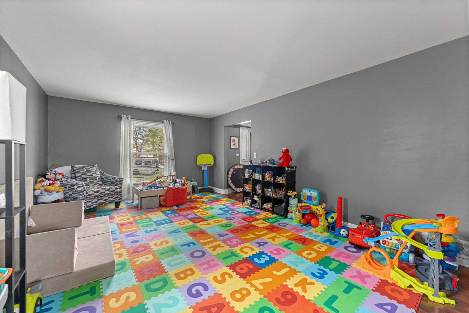 431 Newport Drive Property Photo 16