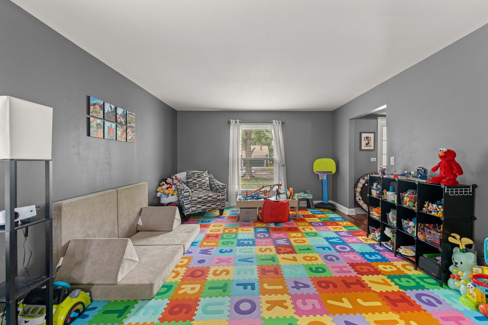 431 Newport Drive Property Photo 18