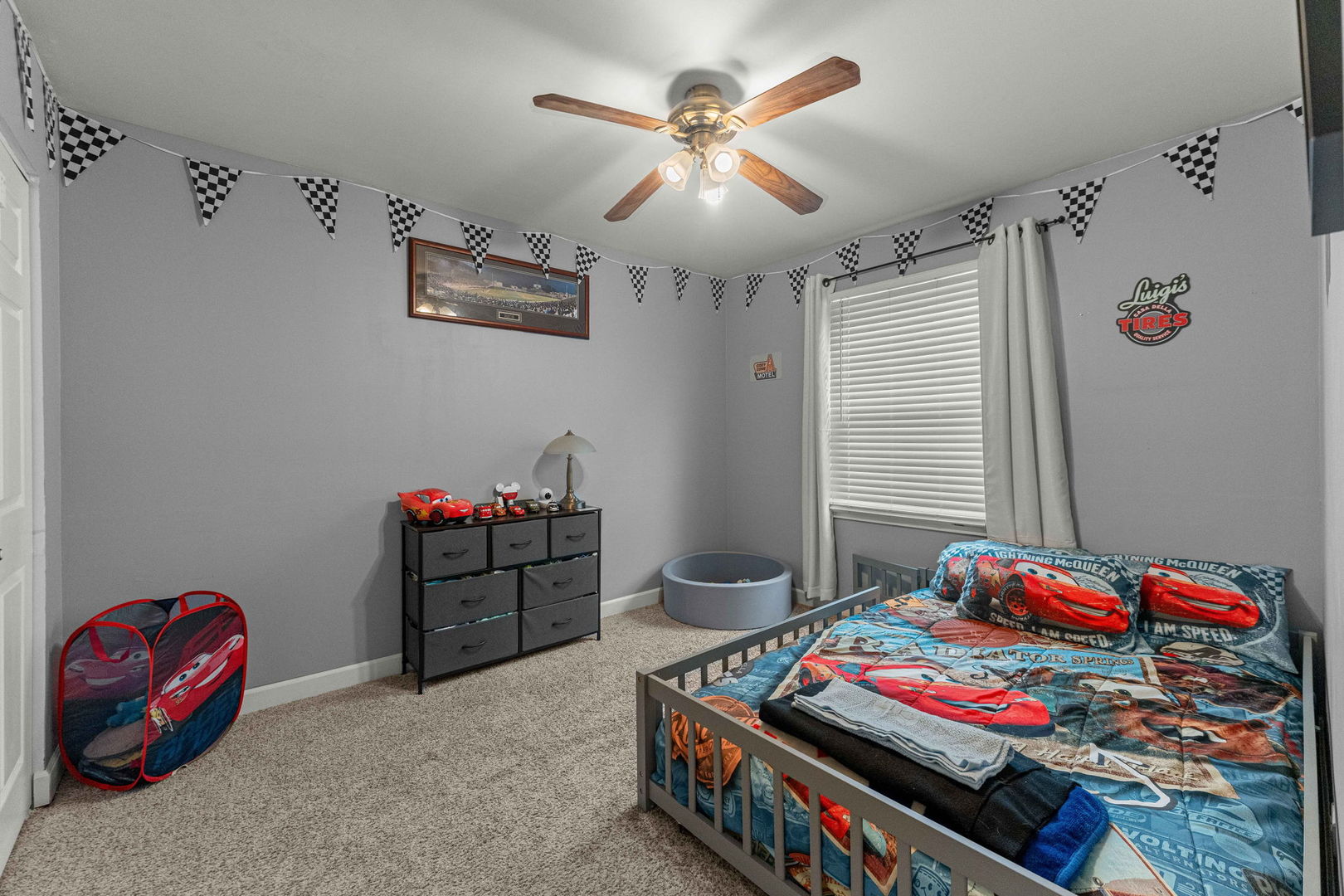 431 Newport Drive Property Photo 25