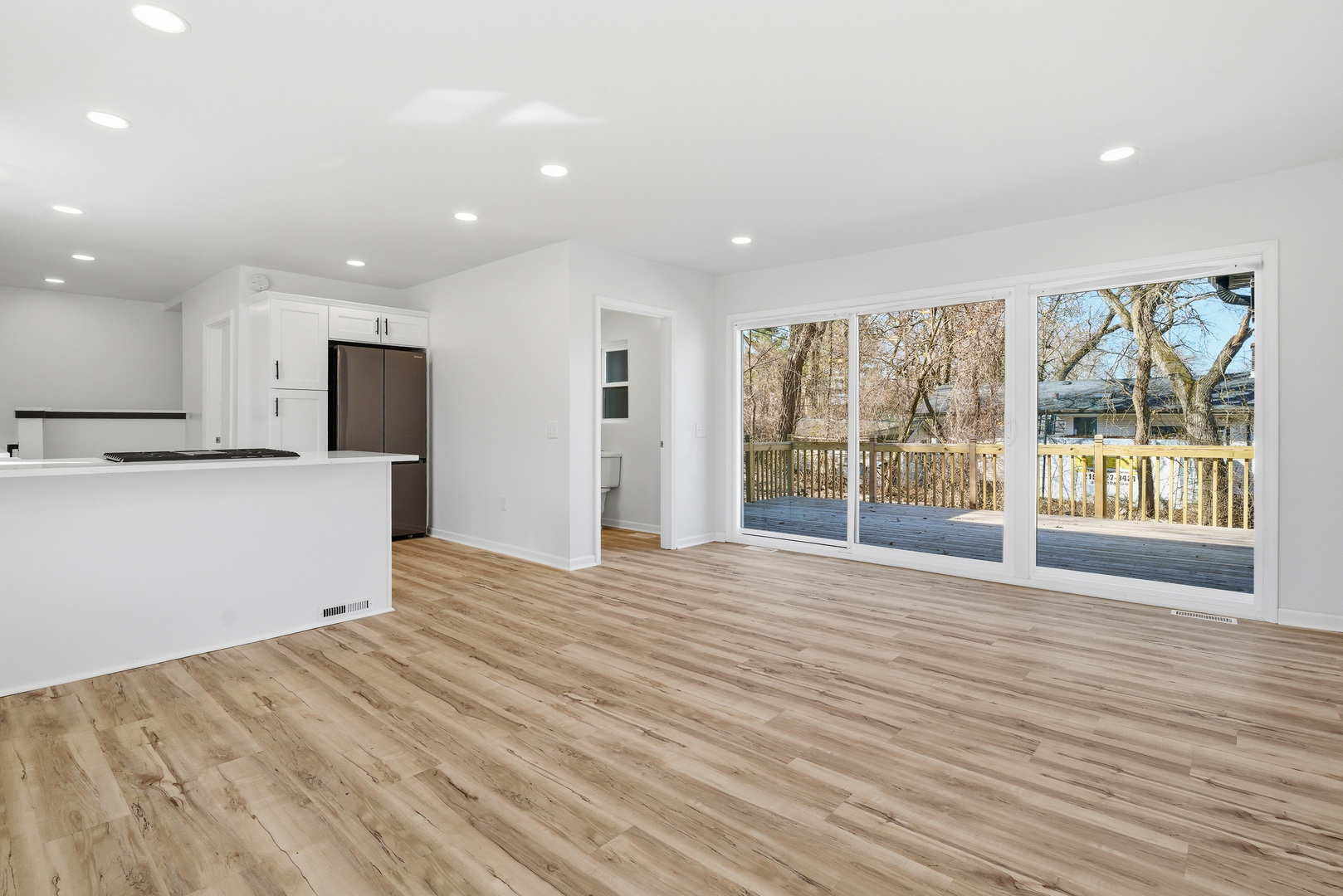 7325 Locust Avenue Property Photo 12