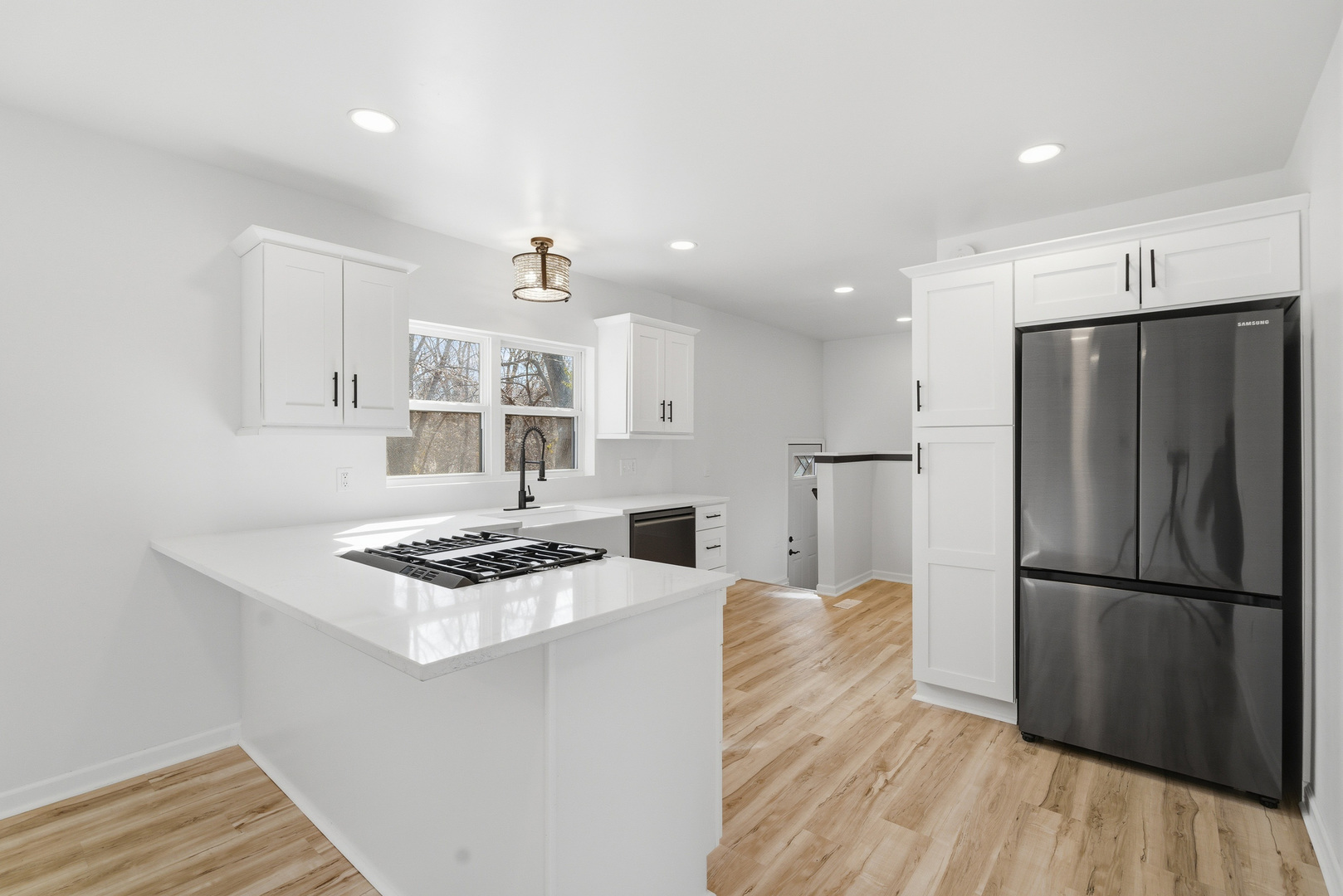 7325 Locust Avenue Property Photo 14
