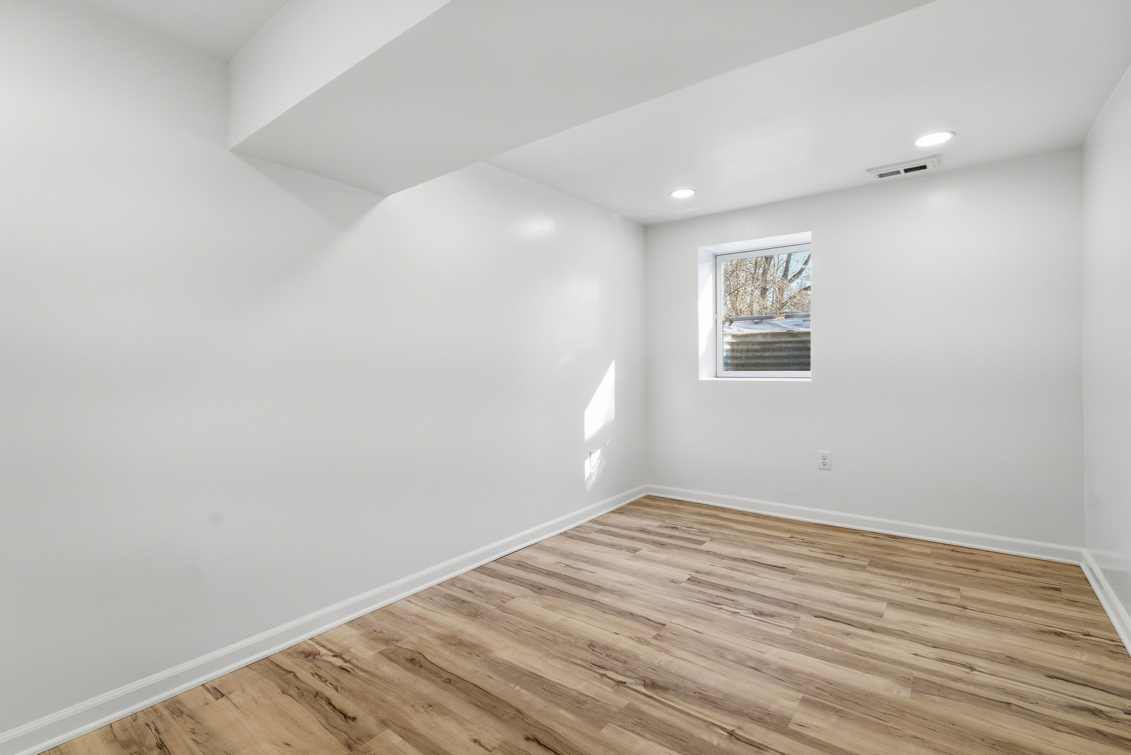 7325 Locust Avenue Property Photo 27