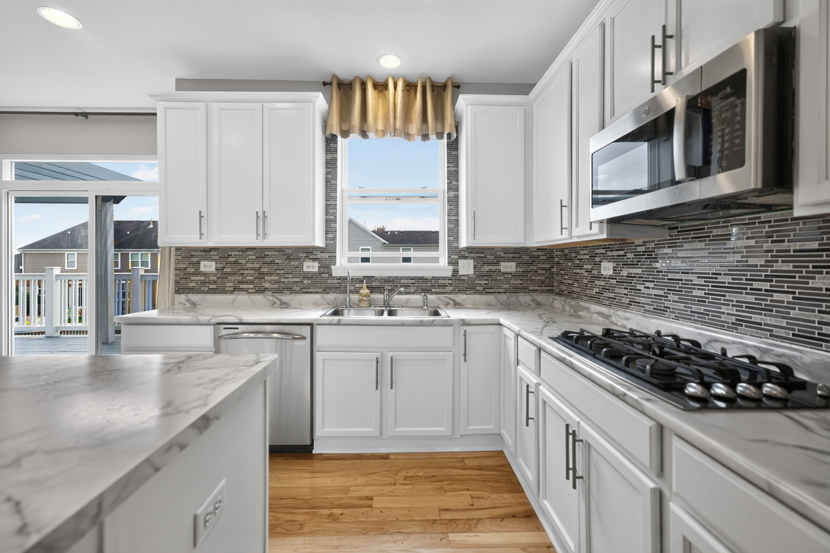 409 Brockton Avenue Property Photo 14