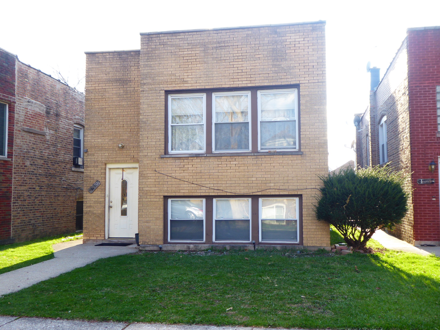 1410 Scoville Avenue Property Photo 1