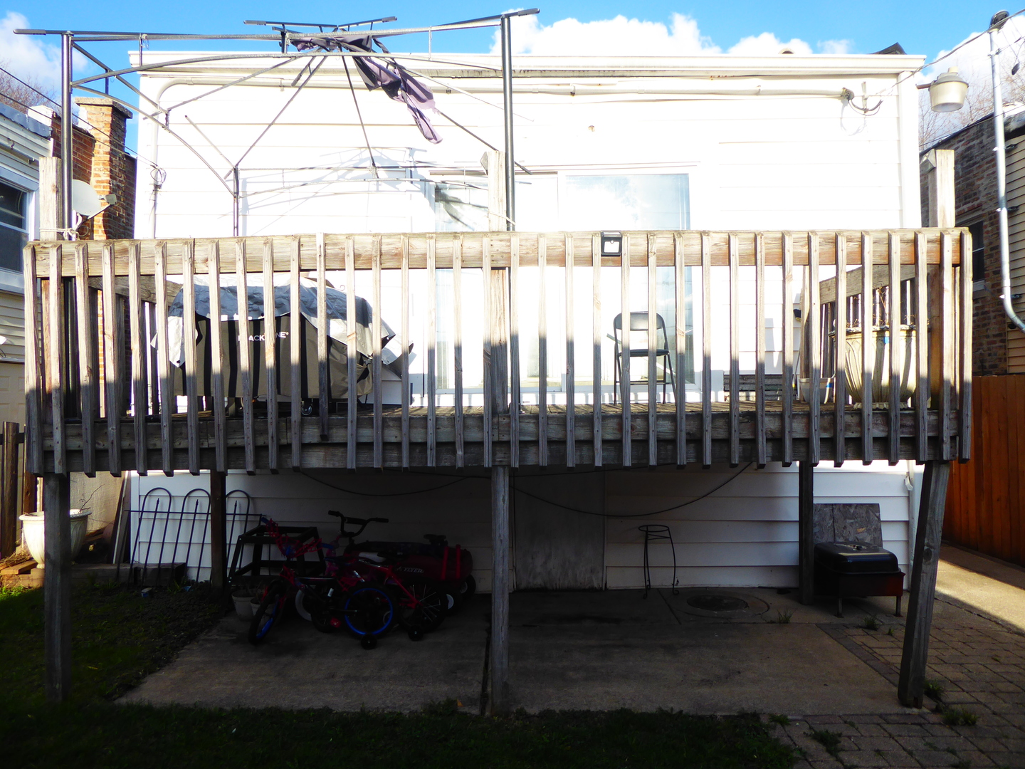 1410 Scoville Avenue Property Photo 4