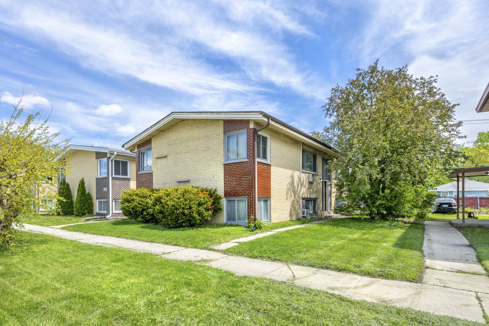 18425 Torrence Avenue Property Photo 1