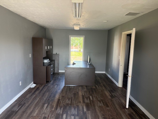 806 Four Seasons Road Property Photo 15