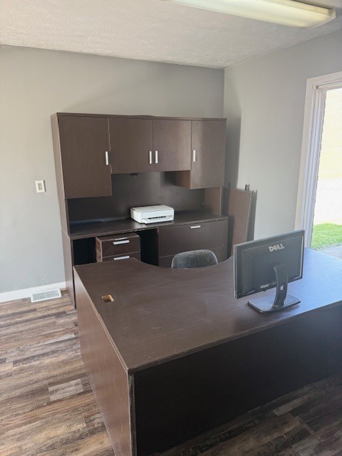 806 Four Seasons Road Property Photo 16