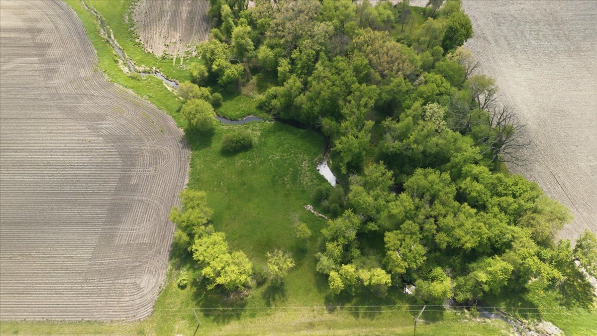 39xx State Line Road Property Photo 6