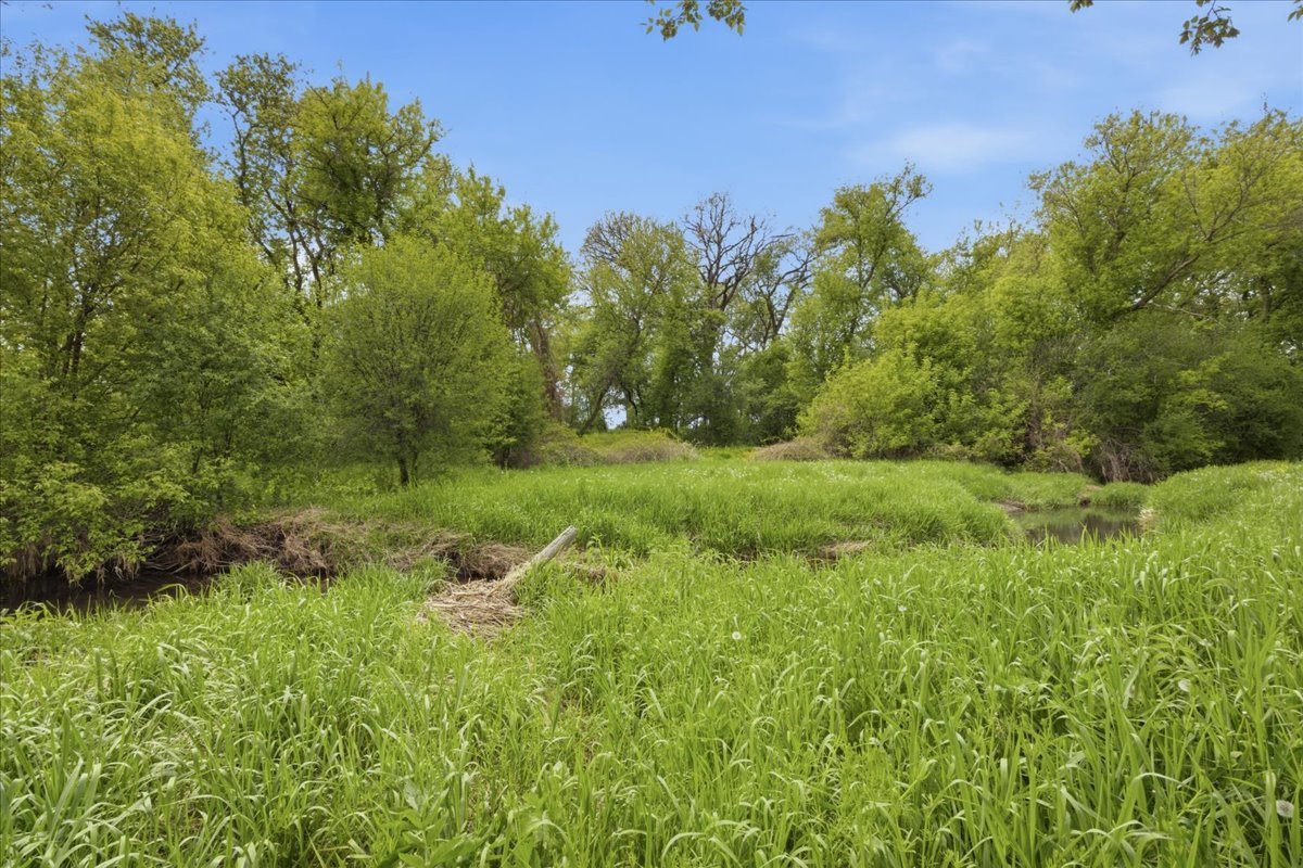 39xx State Line Road Property Photo 10