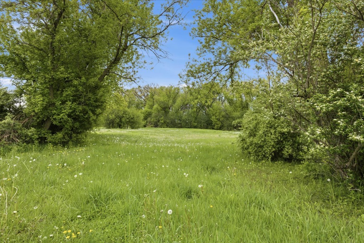 39xx State Line Road Property Photo 13