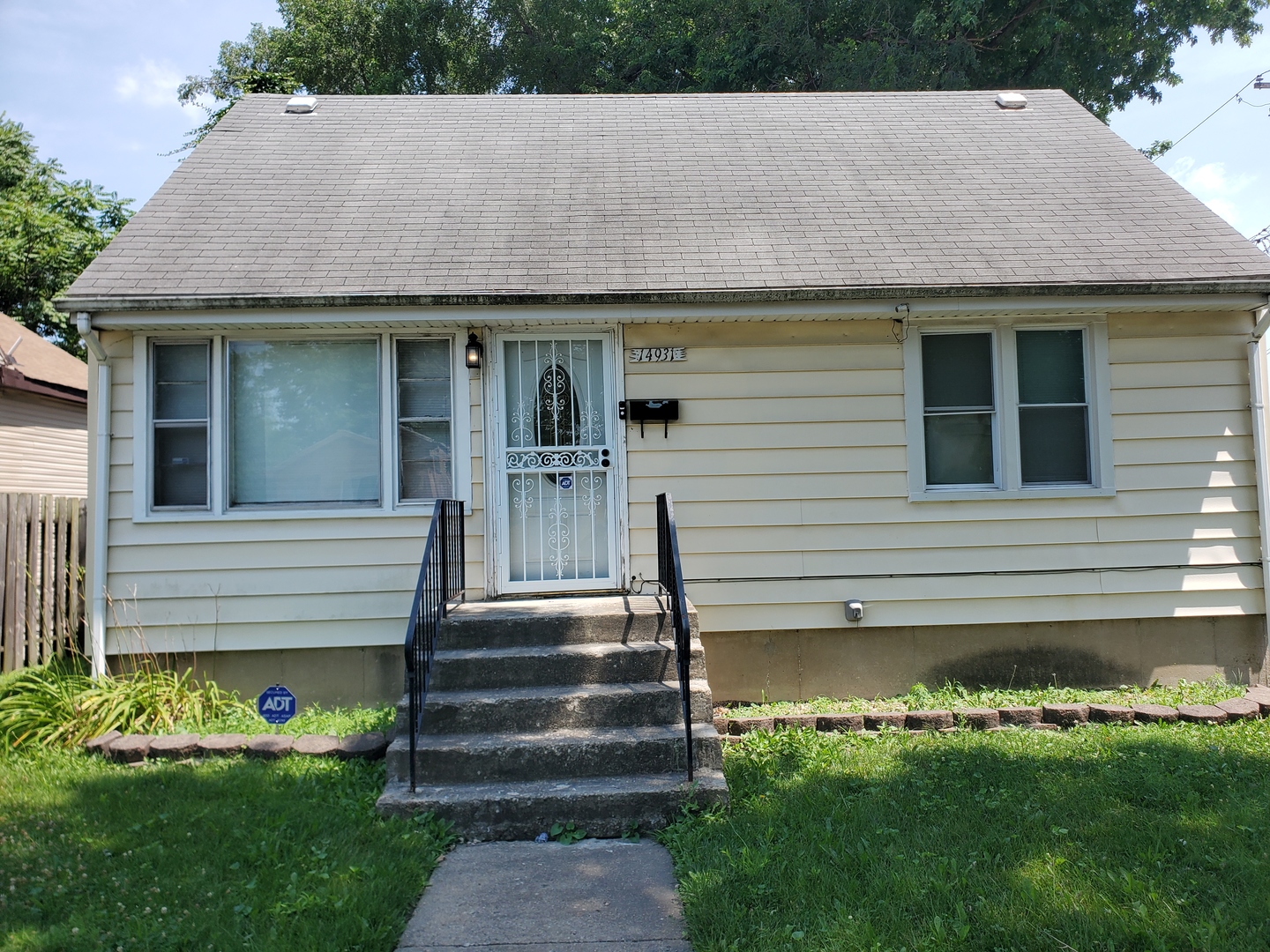 14931 Hoyne Avenue Property Photo 1