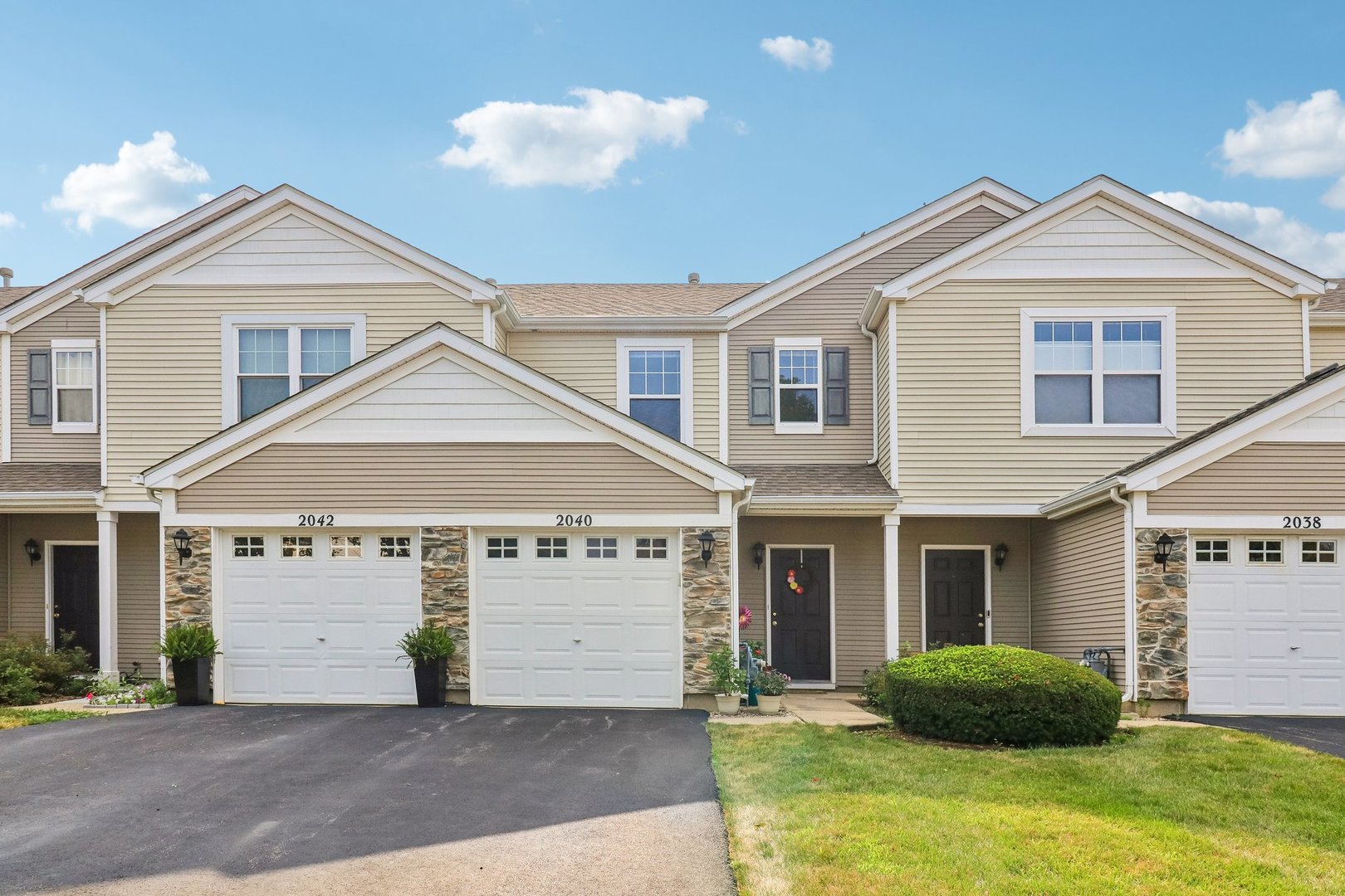 2040 Limestone Lane Property Photo 1