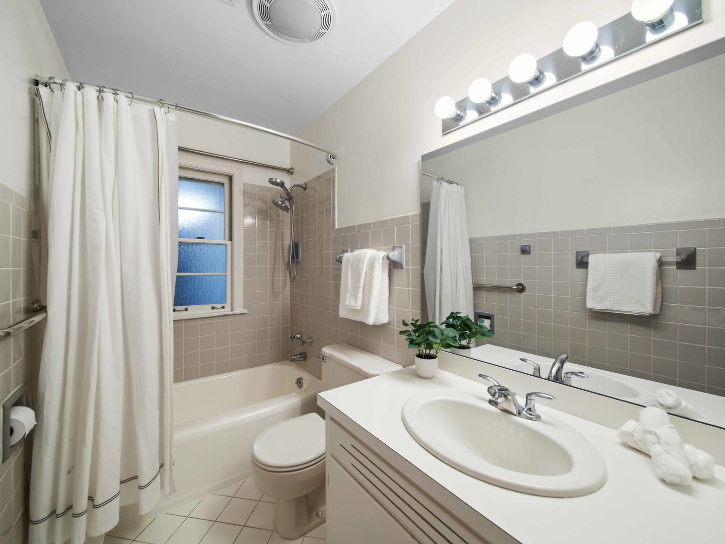 202 Latrobe Avenue Property Photo 14
