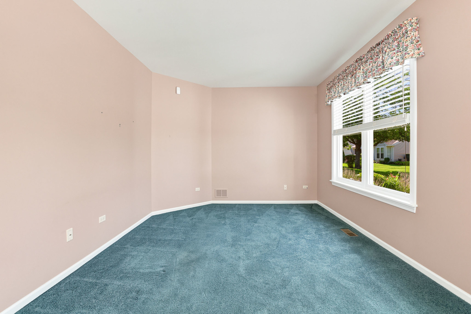 13263 Stonebridge Drive Property Photo 8