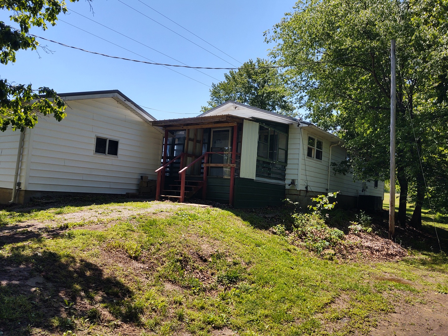 1045 Ozark Road Property Photo 6