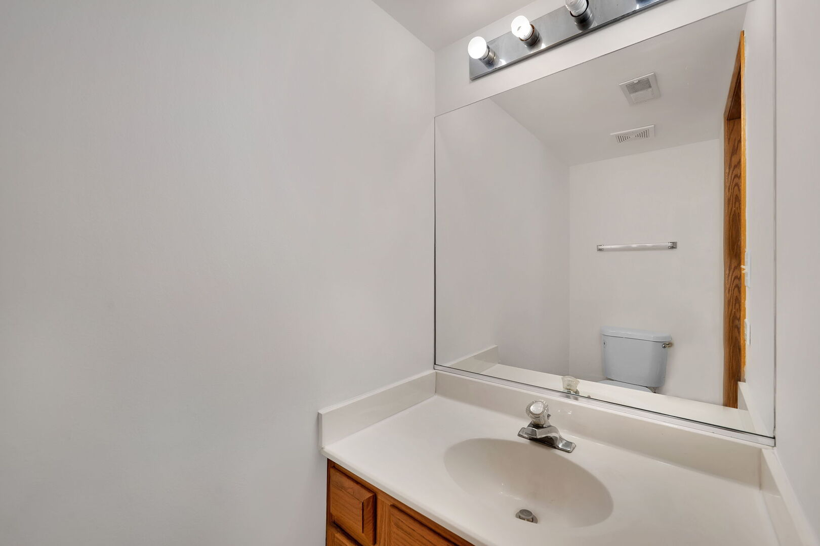 1466 Root Street 1 Property Photo 18
