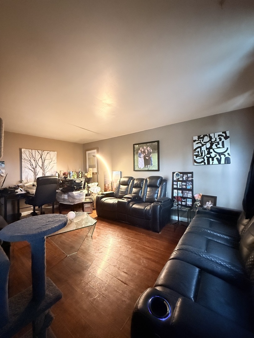1221 Sunset Drive Property Photo 2