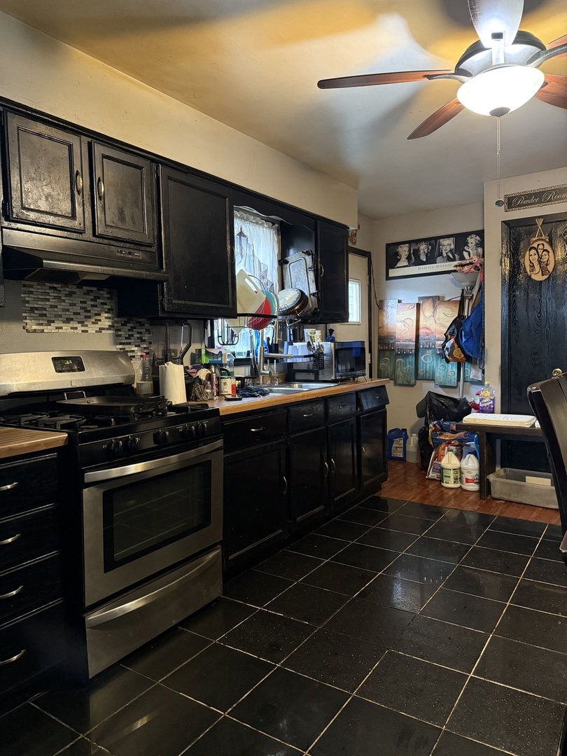 1221 Sunset Drive Property Photo 3