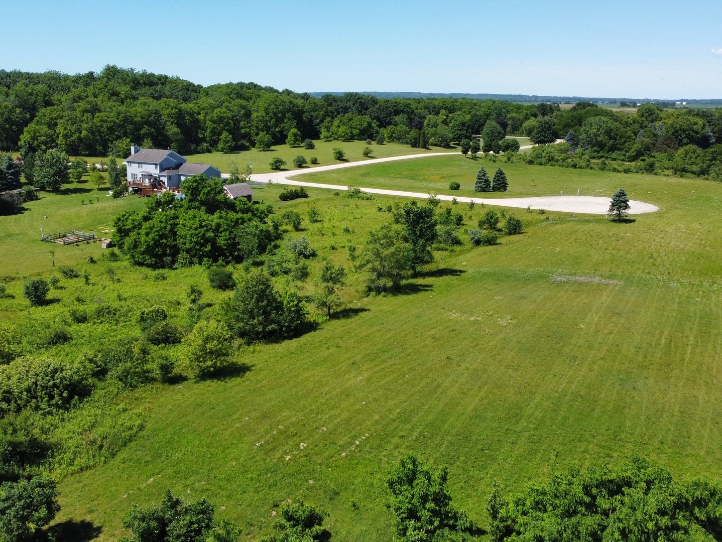810 Indian Property Photo 3