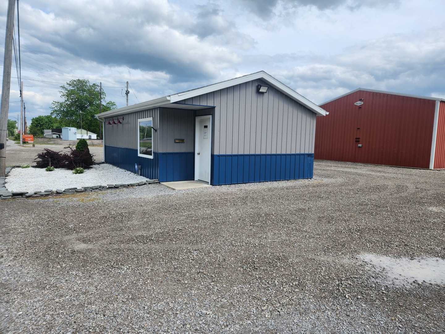 802 W Water Street Property Photo 1