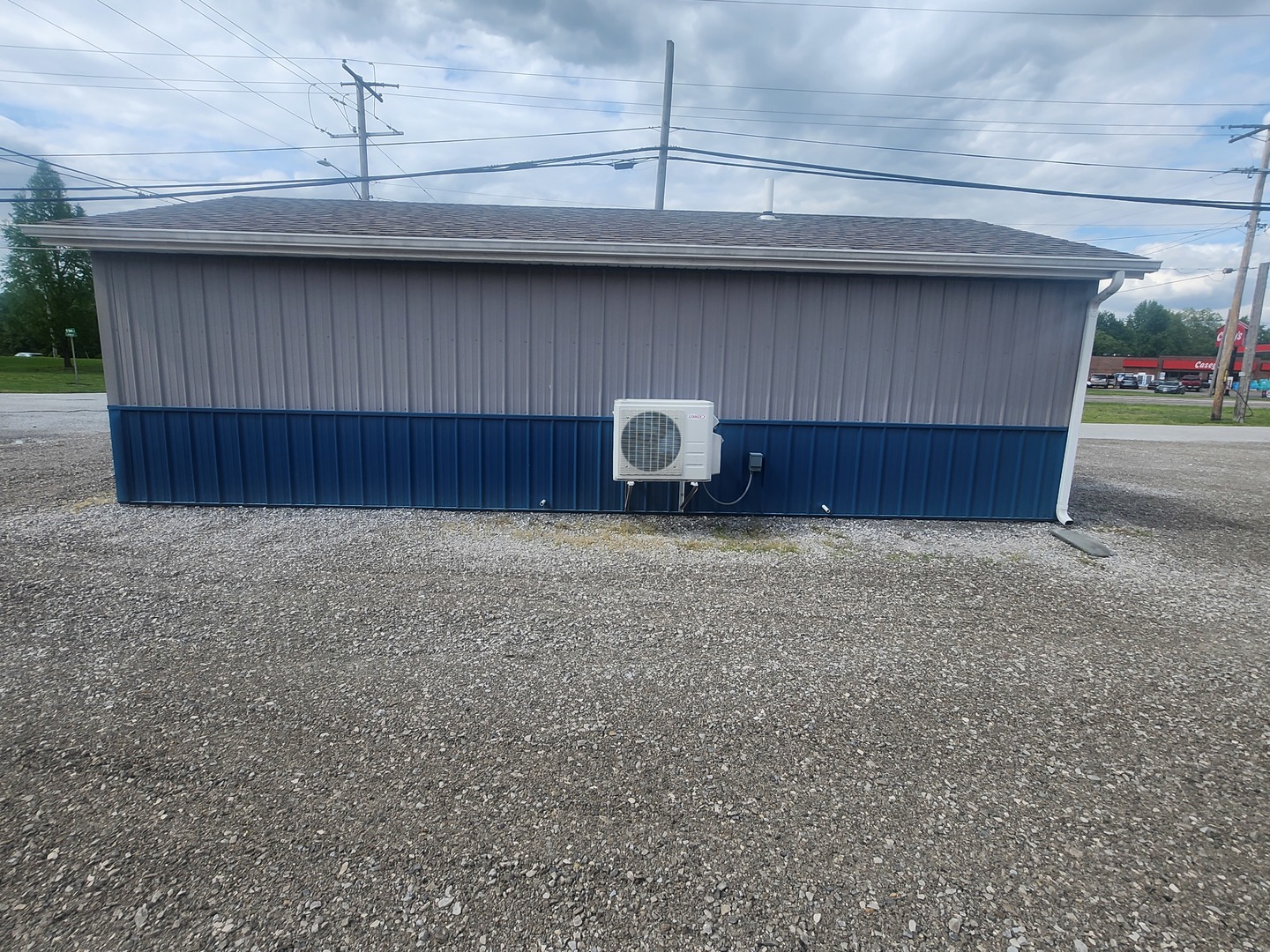 802 W Water Street Property Photo 3