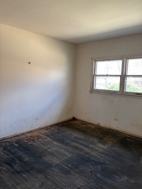 1244 Center Avenue Property Photo 9