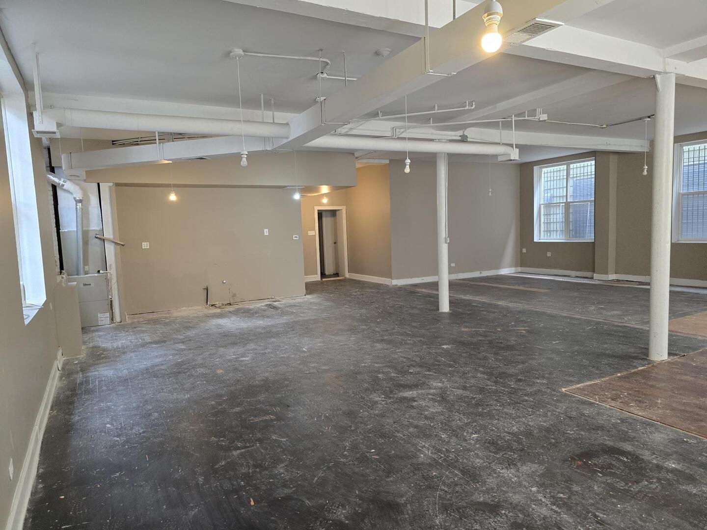 3918 N Ashland Avenue Property Photo 5