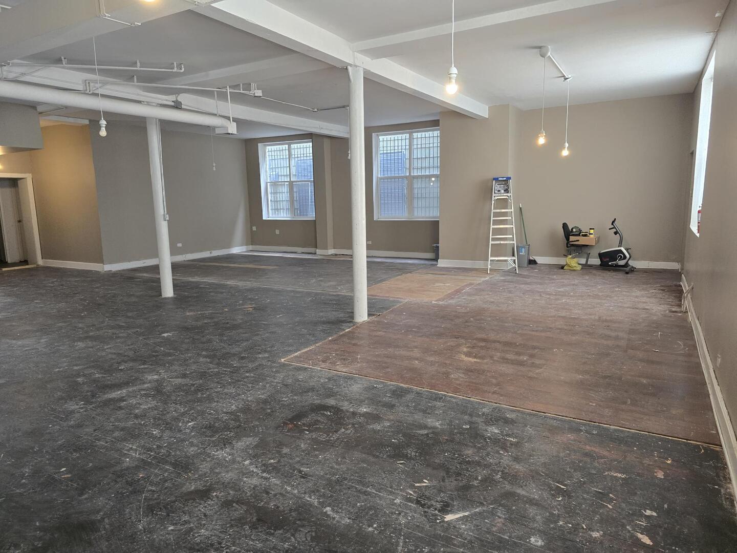 3918 N Ashland Avenue Property Photo 8