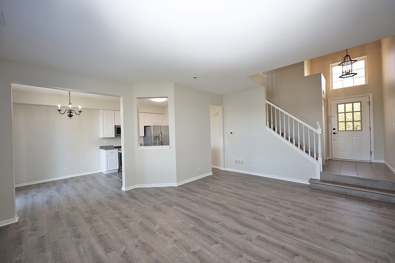 24854 W Gates Lane Property Photo 5