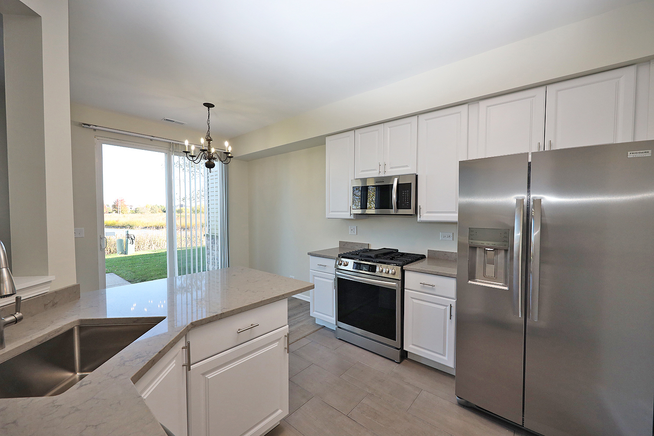 24854 W Gates Lane Property Photo 12