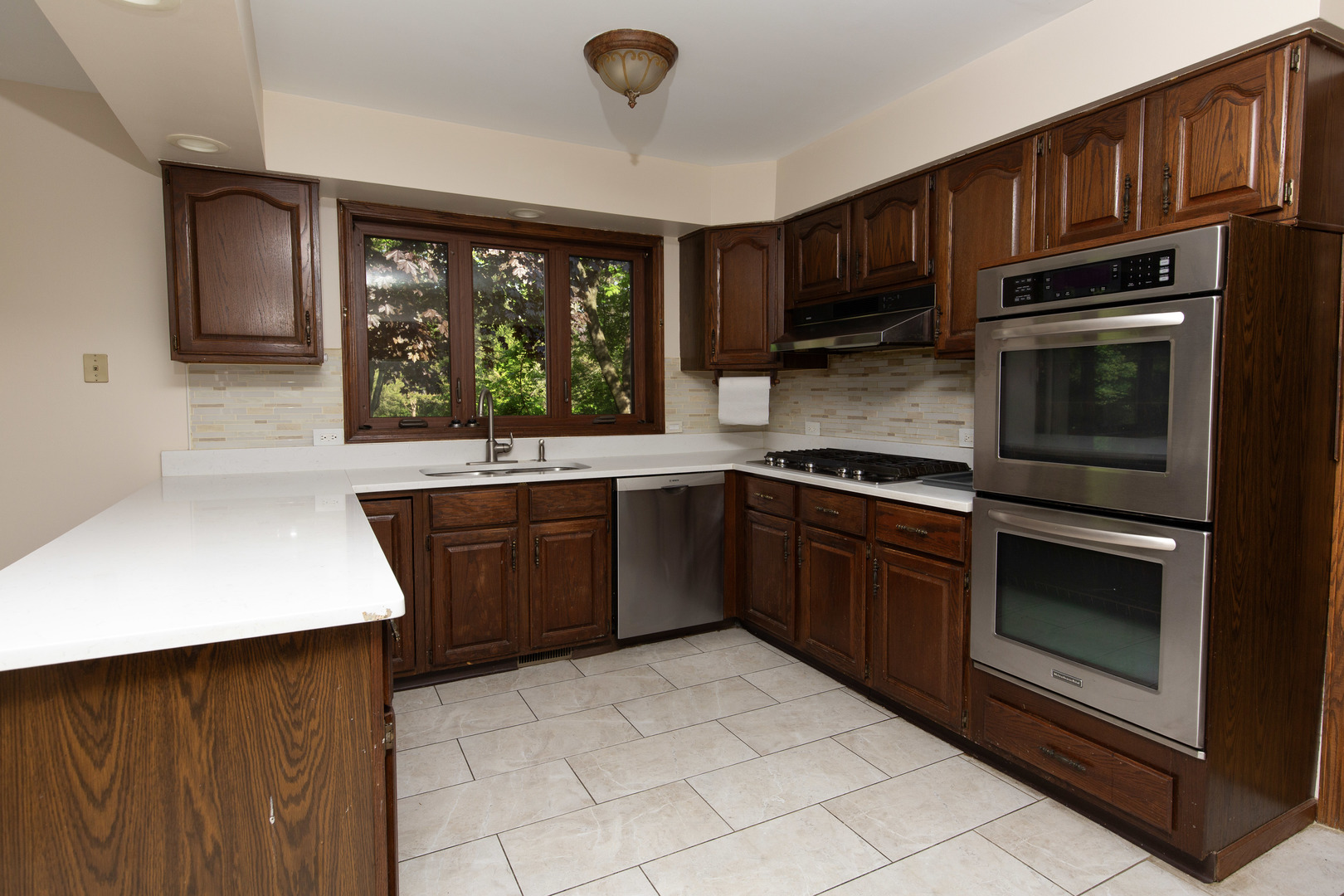 23547 N Raleigh Drive Property Photo 6