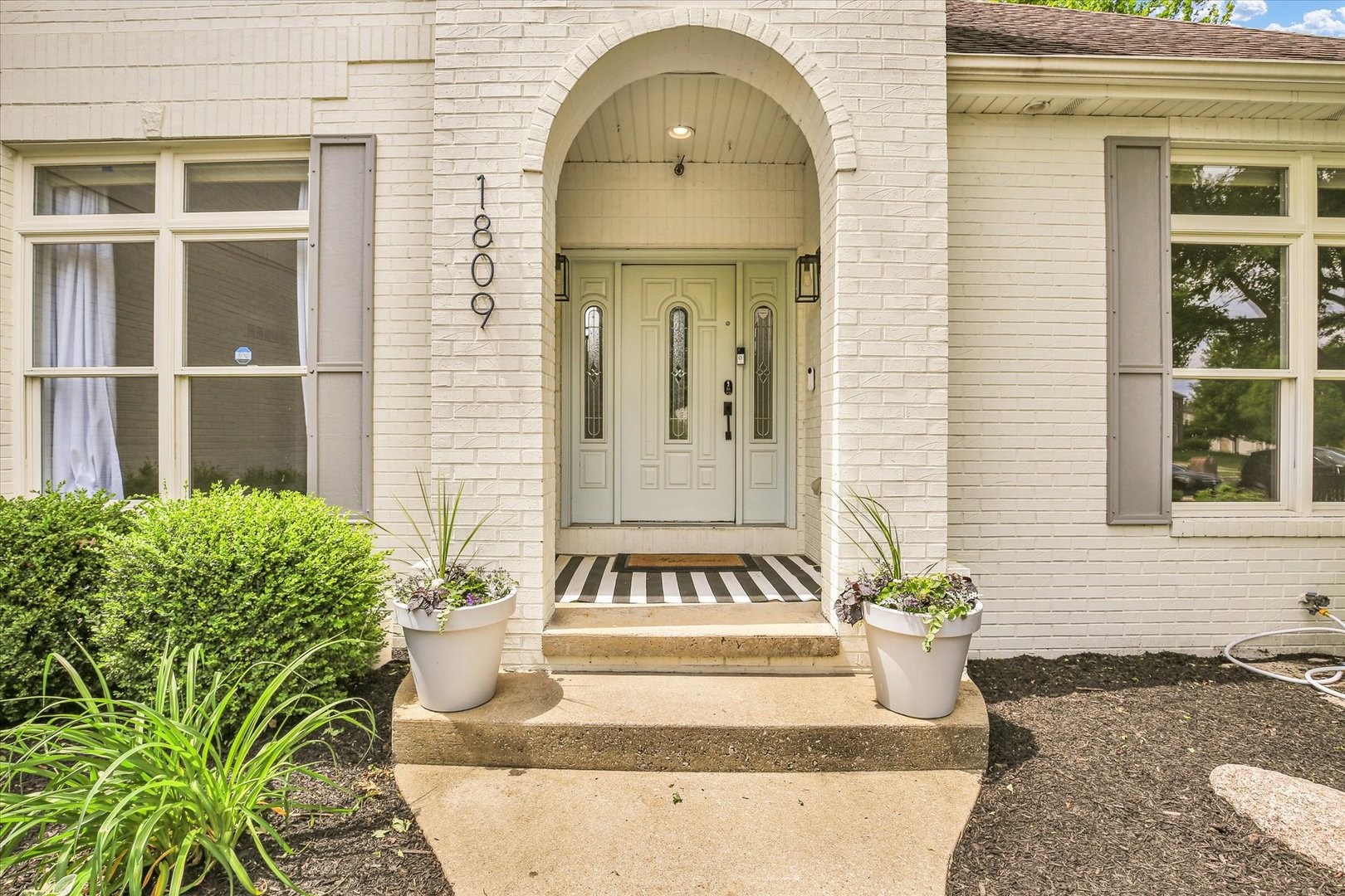 1809 Mullikin Drive Property Photo 4