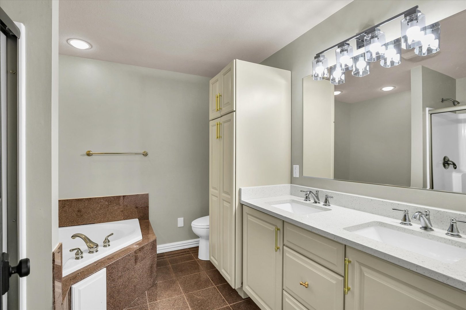 1809 Mullikin Drive Property Photo 48