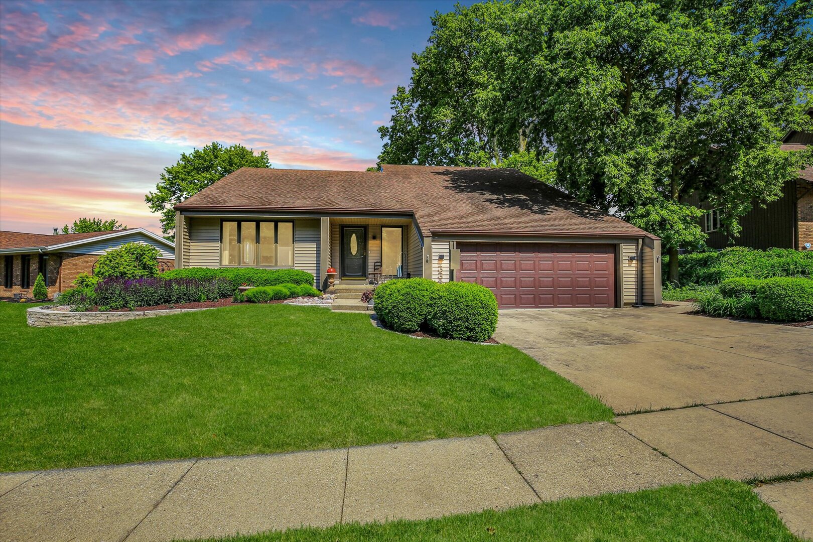 332 Indian Hills Drive Property Photo 1