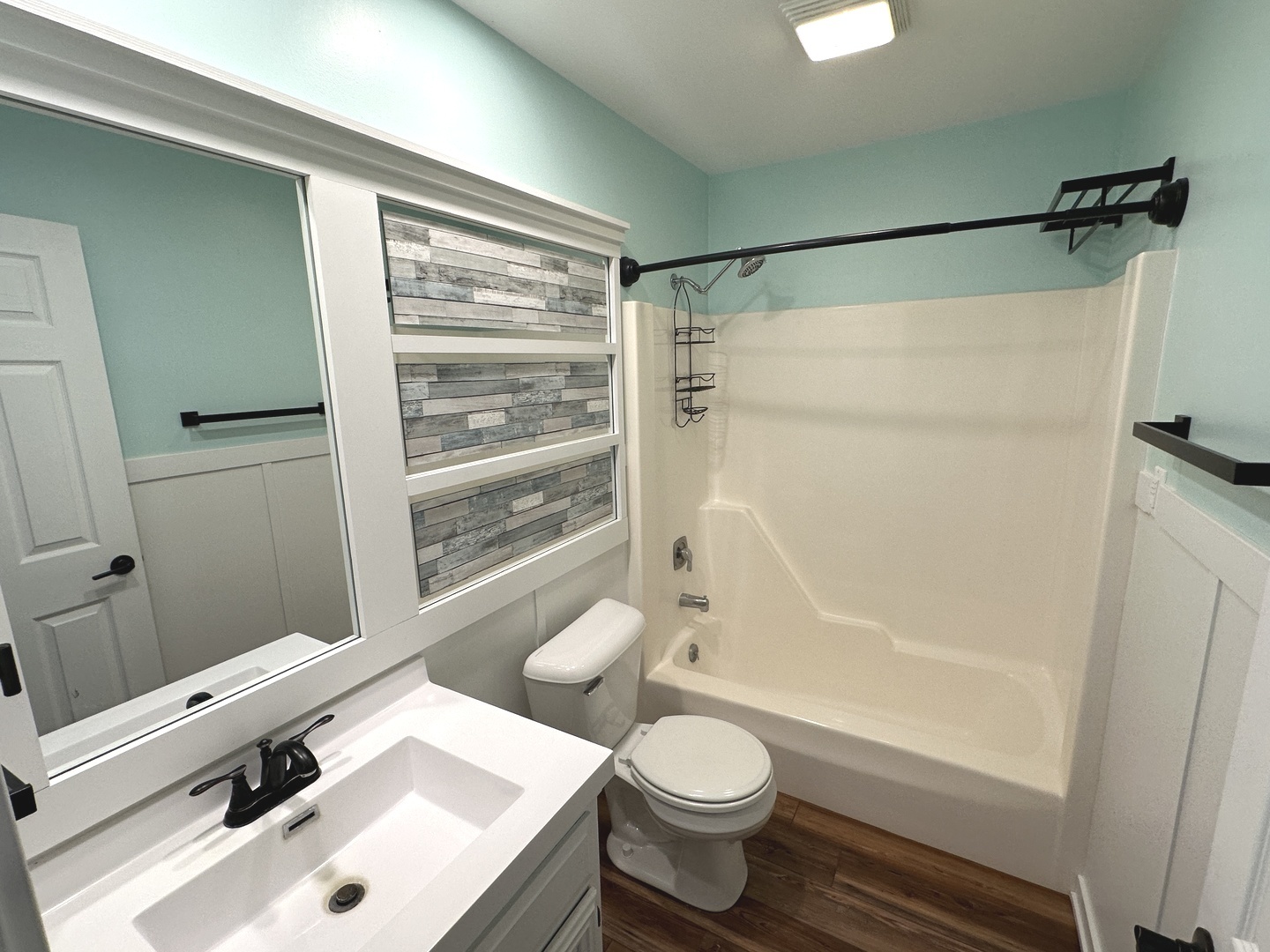 1511 Longwood Drive 1511 Property Photo 10
