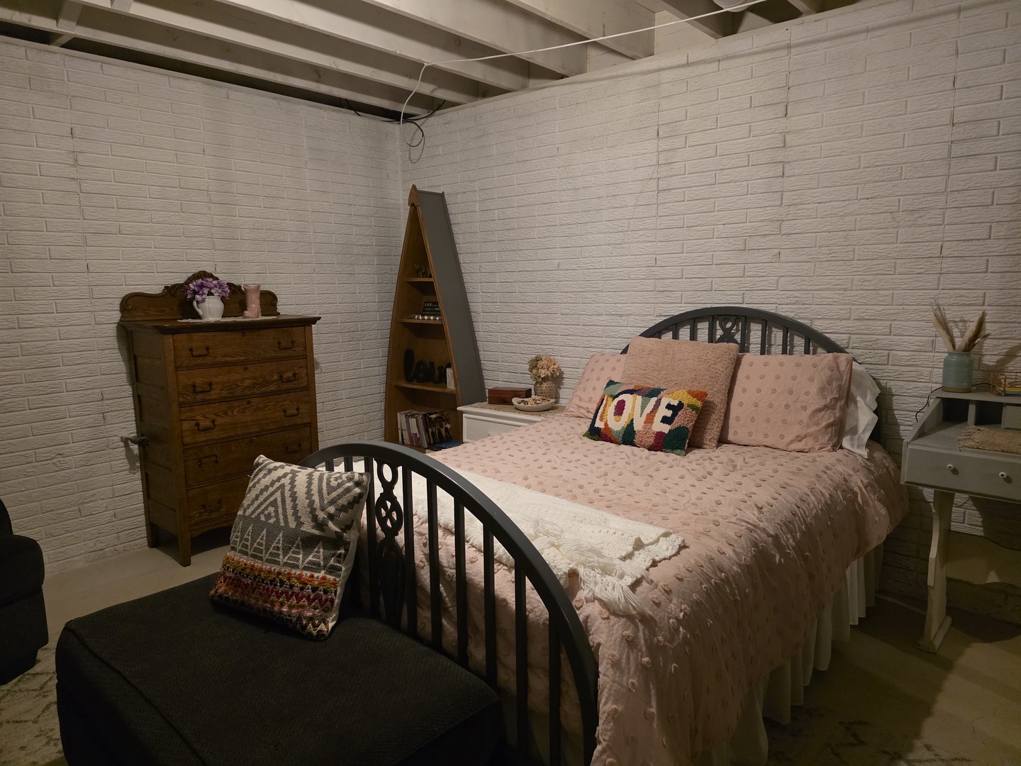 304 Tree Lane Property Photo 14